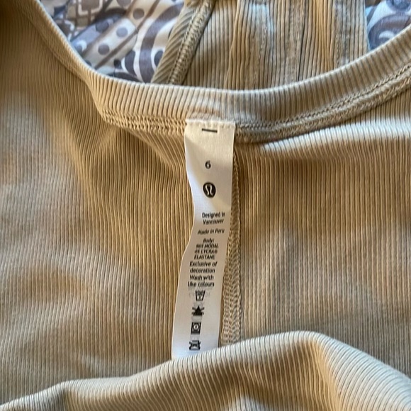 Lululemon Bodysuit - Picture 5 of 5